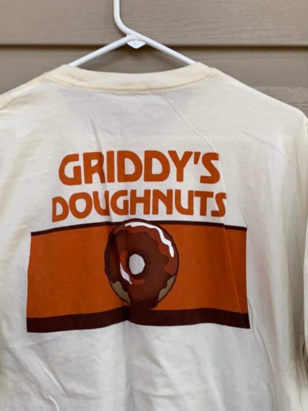 The Umbrella Academy tee Griddy Donuts tshirt 2XL cream